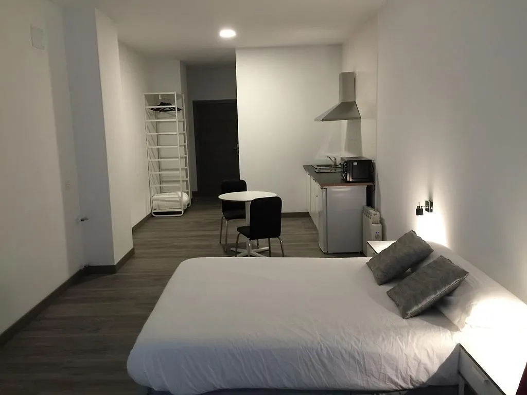Apartament Room And Kitchen Bilbao